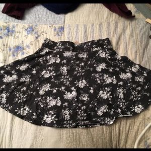 American Eagle skater skirt